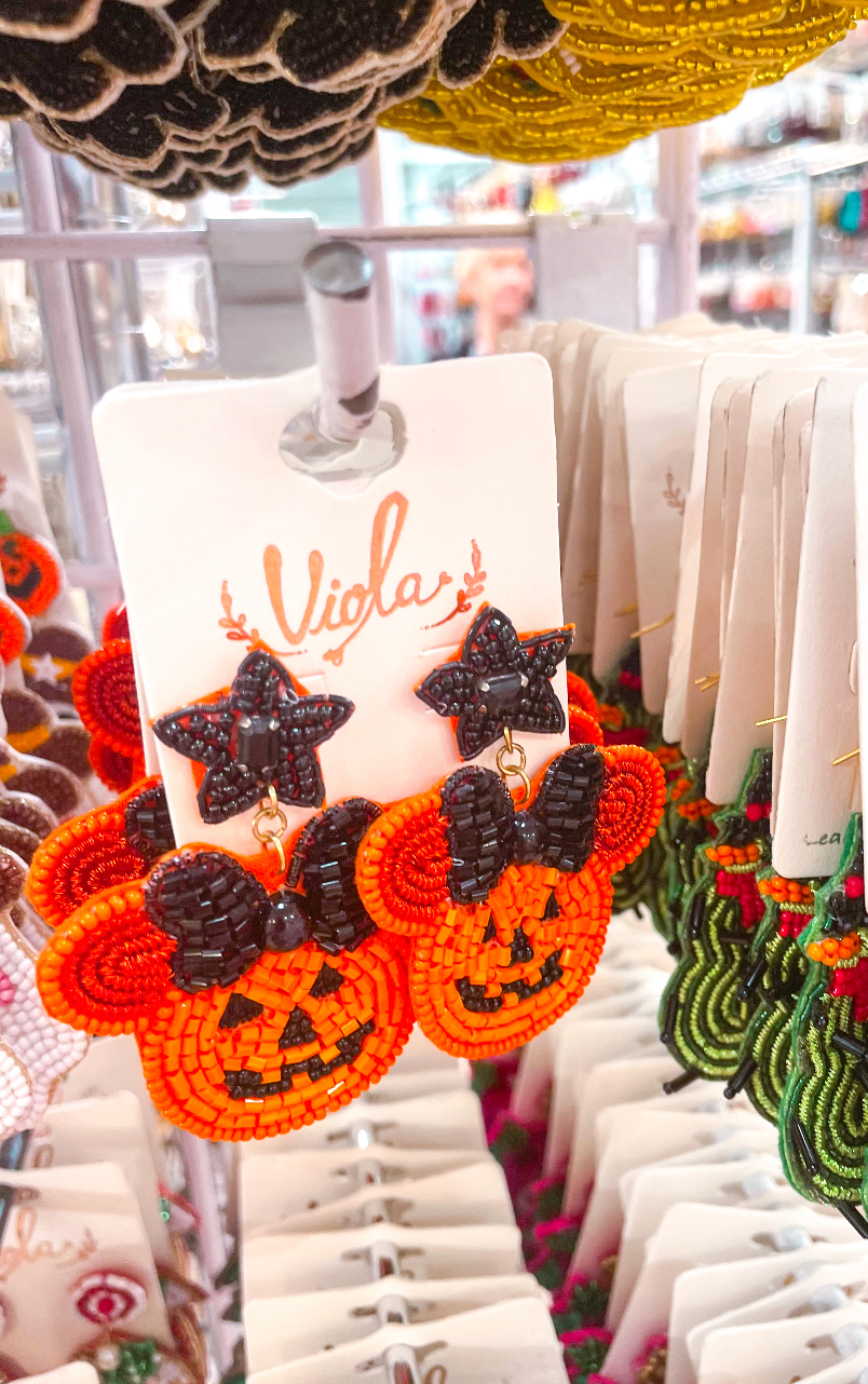 Spooky Season! 💜👻